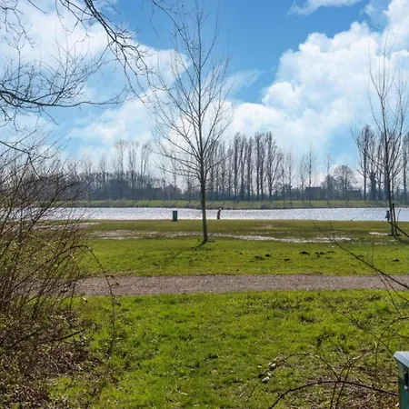 Holiday Home In Simonshaven Near Lake Beach Simonshaven